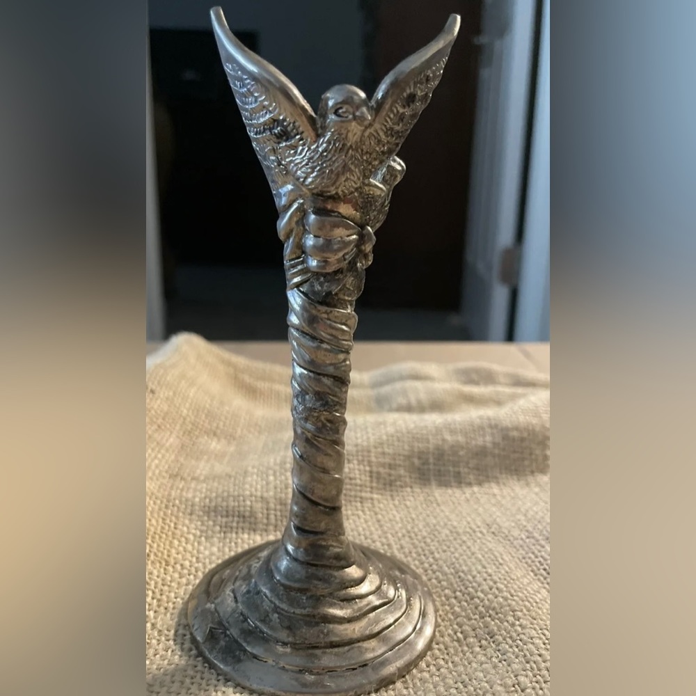 International Silver Co. (broken champagne glass)